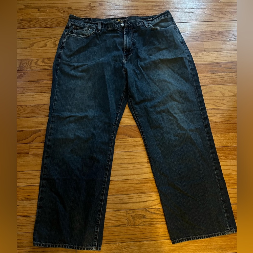 Men’s Lucky 40x30 jeans. Great condition.